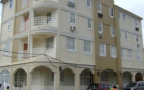 Caribbean Hotel Cayes